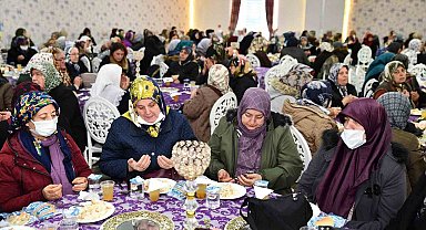 Dualar kahraman şehitlerimiz için okundu