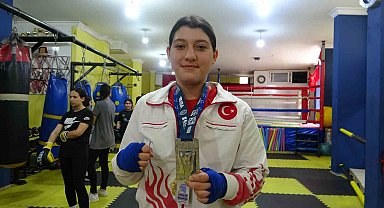 Dünya ikincisi milli boksörün hedefi, olimpiyat şampiyonluğu