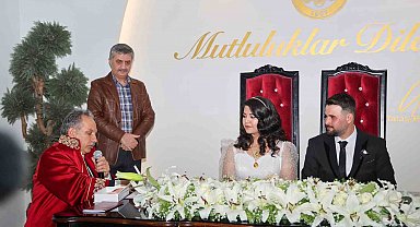 Elbistan'da tanıştılar Talas'ta evlendiler
