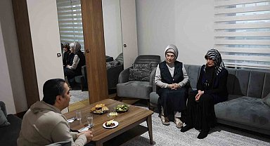 Emine Erdoğan'dan Ankara'daki depremzede aileye iftar ziyareti