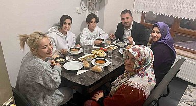 Ertuğrul Başkan iftarda depremzede aileye misafir oldu
