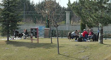 Eskişehir ilkbahara yüksek sıcaklıkla başladı