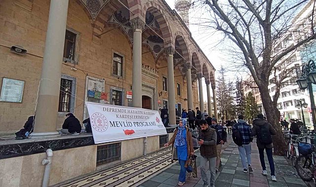 Eskişehir'de depremde vefat edenler için Mevlid-i Şerif okundu