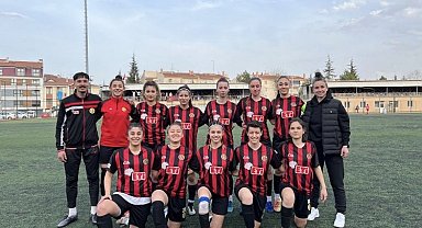 Eskişehirspor Kadınlar 3. Lig'de galibiyetle başladı