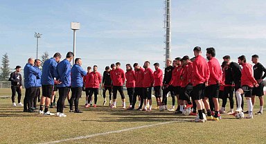 Eskişehirspor'da 20 yeni transferin ardından gelen puanlar havayı değiştirdi