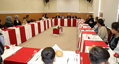 ESOGÜ Yönetimi depremzede kadınların Dünya Kadınlar Günü'nü unutmadı