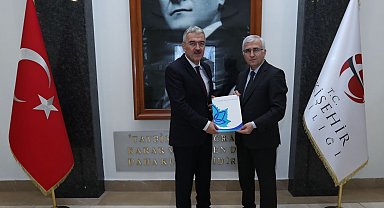 ESOGÜ'den AFAD'ın "Evim Yuvan Olsun" kampanyasına bağış