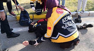 Hafif ticari aracın çarptığı yaya hastanelik oldu