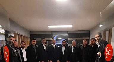 HDP işbirliğine kızdı İYİ Parti'den istifa edip MHP'ye geçti