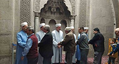 Hunat Camii'nde 'Enderun Usûlü Teravih' geleneği devam ediyor