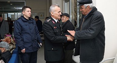 Jandarma ekiplerinden Yaşlılar Haftası ziyareti