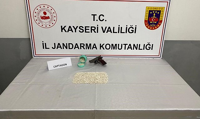 Jandarmadan uyuşturucu hap operasyonu: 2 gözaltı