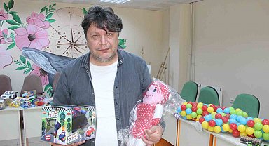 Karaman'da depremzede çocuklar için oyuncak kampanyası başlatıldı