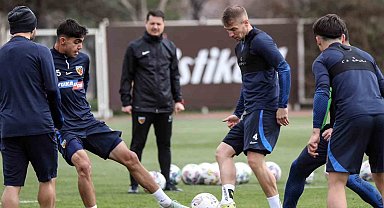Kayserispor, İstanbul yolcusu