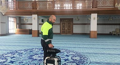 Keçiören'de camilerde Ramazan temizliği