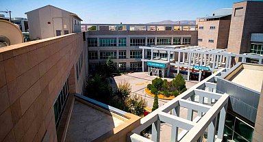 Kırşehir Eğitim Araştırma Hastanesi'nde depremzedelerin tedavisi sürüyor