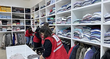Kızılay, Niğde'de 9 bin depremzedeye yardım ulaştırdı