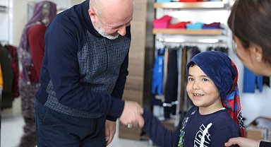 Kocasinan, Sosyal Market ile depremzedelerin kıyafet taleplerini karşılıyor