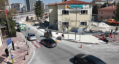 Konya Büyükşehir'den Demiryolu Caddesinde trafiği rahatlatacak düzenlemeler