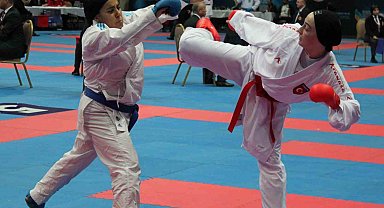 Konya'da Karate 1-Series A müsabakaları başladı
