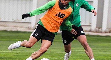 Konyaspor'da Galatasaray maçı hazırlıkları devam ediyor