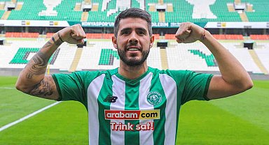 Konyaspor'da toplu imza töreni