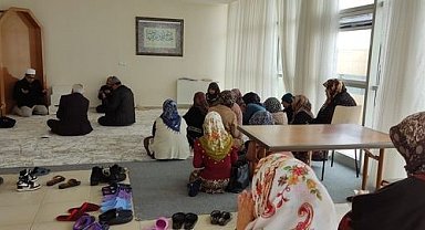 Kulu'da depremzedeler kandil programı düzenlendi