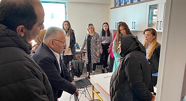 Memduh Büyükkılıç Kızılay gönüllüleriyle buluştu