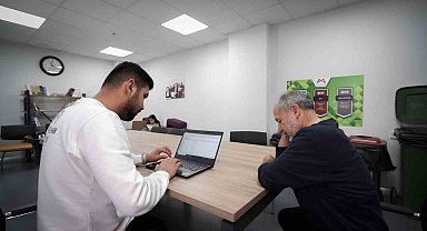 Mersin'de depremzedelere göz sağlığı desteği
