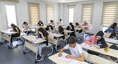 Mersin'de öğrencilere YKS giriş ücreti desteği