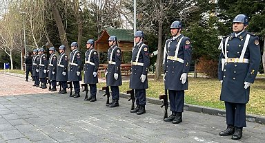 Nevşehir'de şehitler saygı atışıyla anıldı