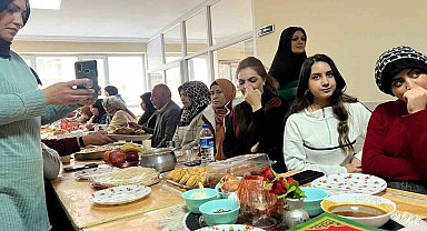 Nevşehir'de yabancı kursiyerler Nevruz'u kutladı