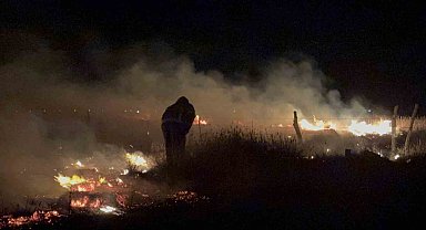 Niğde'de 30 dönümlük merada yangın