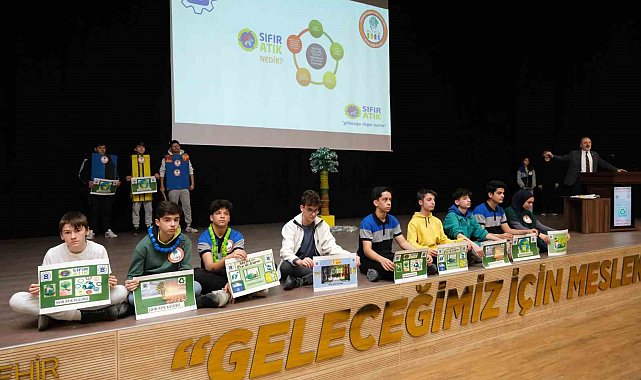 Özel EOSB Mesleki ve Teknik Anadolu Lisesi'nde "30 Mart Uluslararası Sıfır Atık Günü" kutlandı