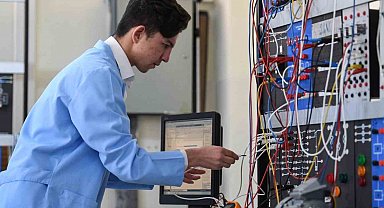 Özel mesleki ve teknik Anadolu lisesi öğrencilerine verilen destek tutarları artırıldı