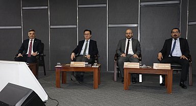 "Teknik, Sosyal, Ekonomik ve Hukuki Boyutuyla Deprem Çalıştayı" tamamlandı