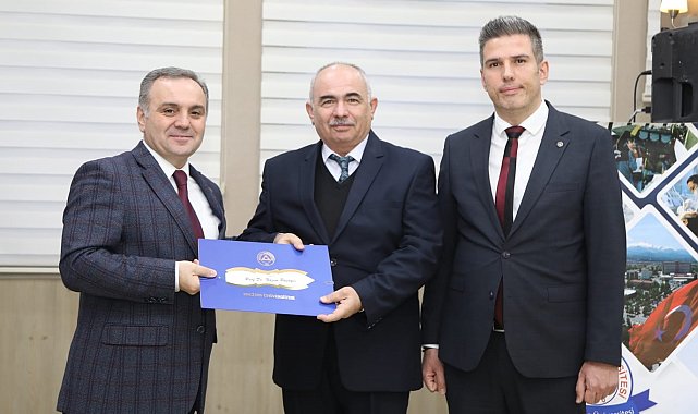 Rektör Altun, 2022 yılında projeleri kabul edilen ve patent alan akademisyenlere teşekkür etti
