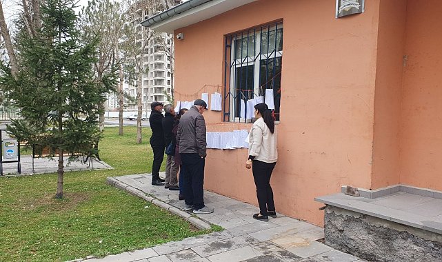 Seçmen listeleri askıya çıktı
