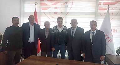 Şinasi Acar ve yönetimi Mutlu Önal'ı ziyaret etti
