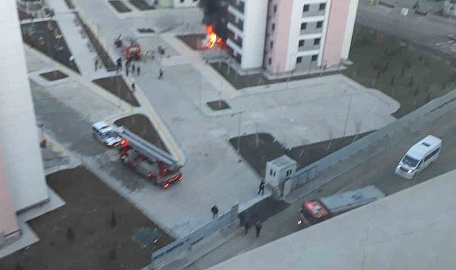 Sitede çıkan yangın paniğe sebep oldu