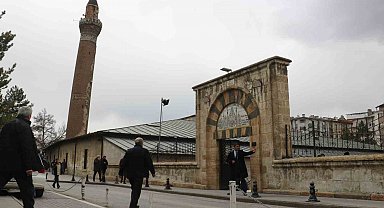 Sivas'ta 9 camide hatimle teravih namazı kılınacak