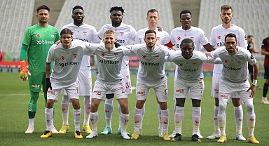 Sivasspor'un Fiorentina maçı programı belli oldu