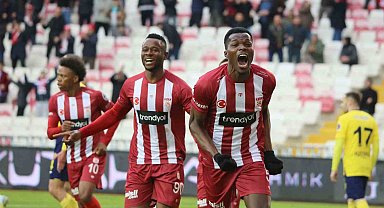 Sivassporlu Cofie gol sayısını 2'ye yükseltti