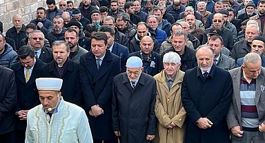SP Genel Başkanı Karamollaoğlu, Nevşehir İl Başkanı Simit'in cenaze törenine katıldı