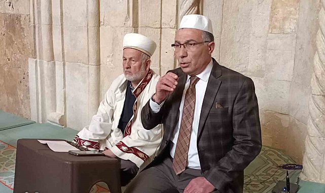 Tarihi medresede depremzedeler için Mevlid okutuldu