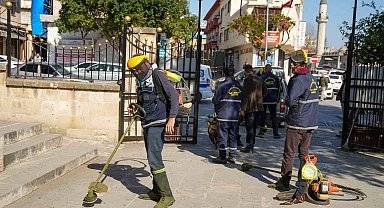Tarsus'ta ibadethaneler temizleniyor