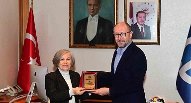 Tazelenme Üniversitesi'nden Rektör Erdal'a ziyaret