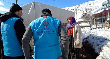 TDV deprem bölgelerinde lojistik merkezleriyle faaliyet gösteriyor