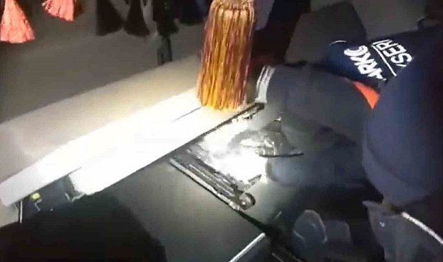 Tırdan sentetik hap fışkırdı: 11 bin 46 adet ele geçirildi