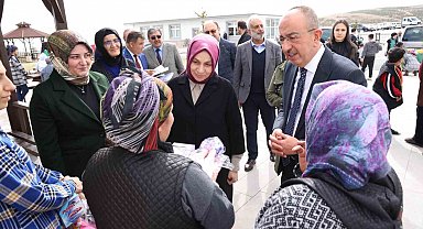 Usta ile Kavuş Konya'ya yerleşen depremzedelerin acılarını paylaştı